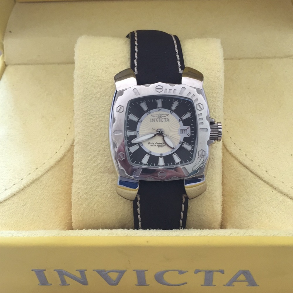 Womens watch